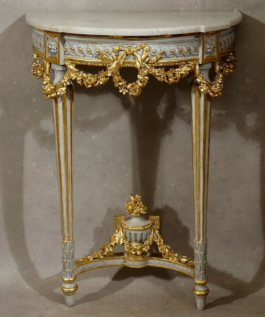 Petite console en bois laqué et doré d'époque Louis XVI XVIIIe siècle